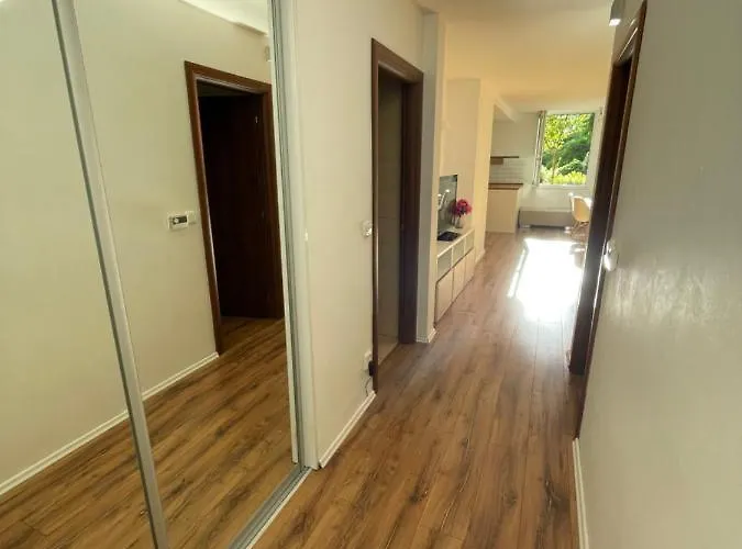 70m2 Romantic Living In The Old Town With Garden Appartement