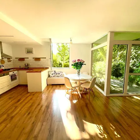 70m2 Romantic Living In The Old Town With Garden Appartement *