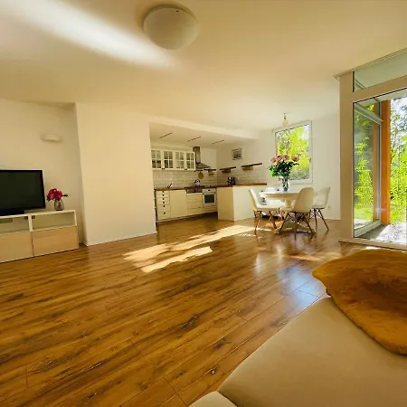 70m2 Romantic Living In The Old Town With Garden