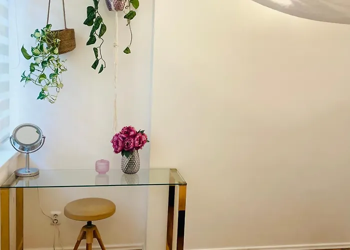 70m2 Romantic Living In The Old Town With Garden * ブラチスラヴァ